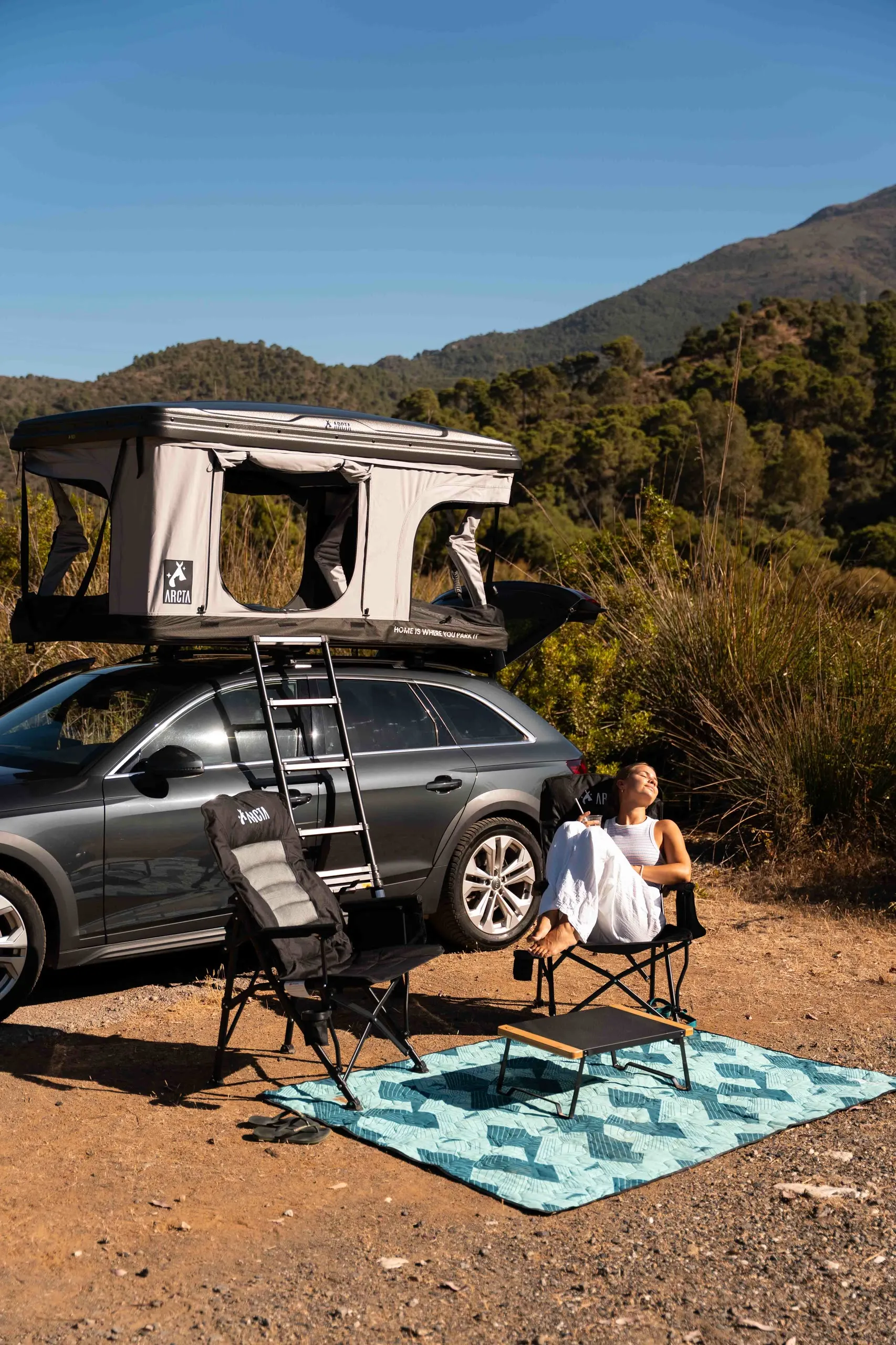 Arcta Rooftop Tents, frame 23